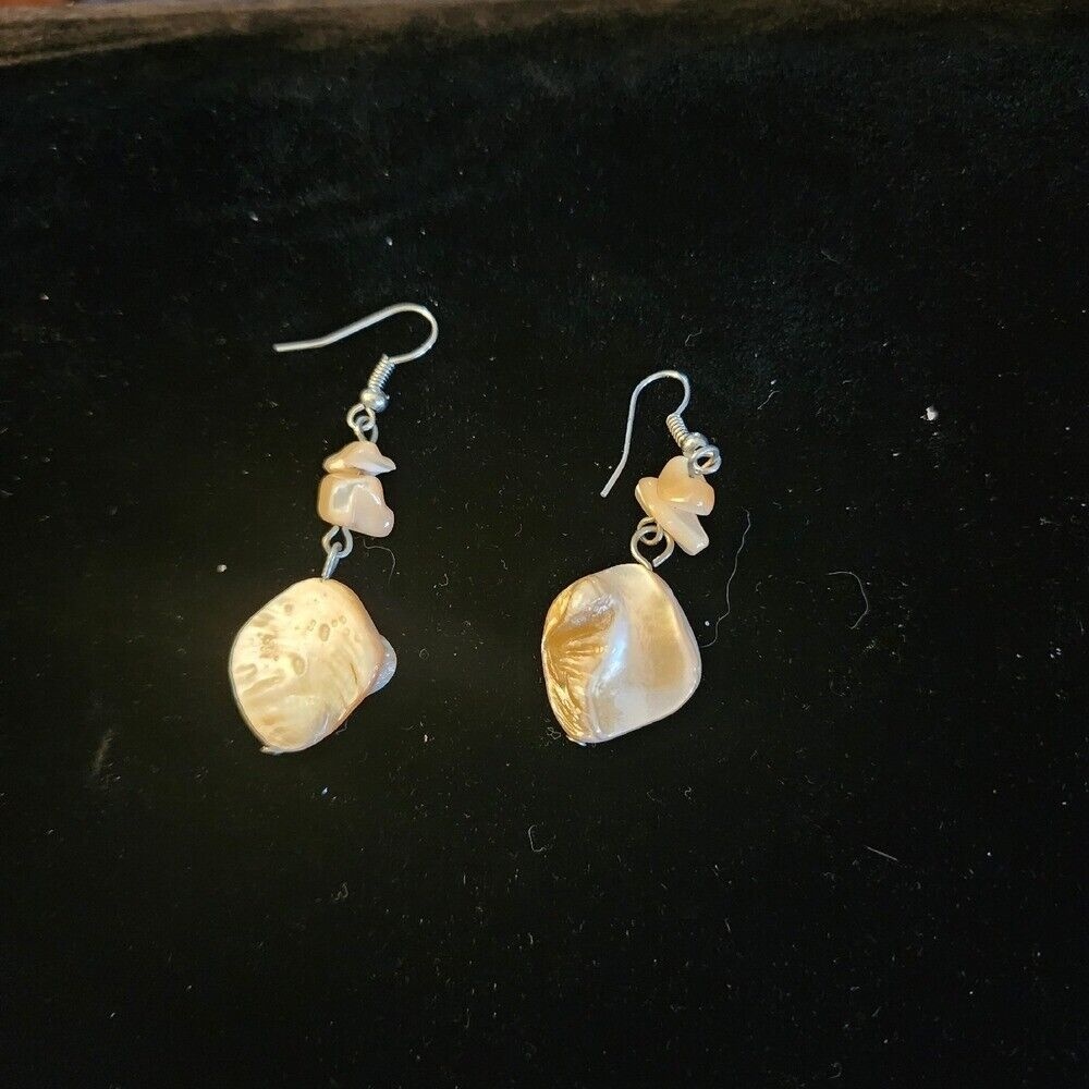 Pearl Drop Dangle Earrings in Cream